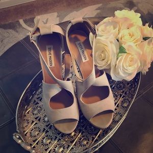 Steve Madden wedged sandals